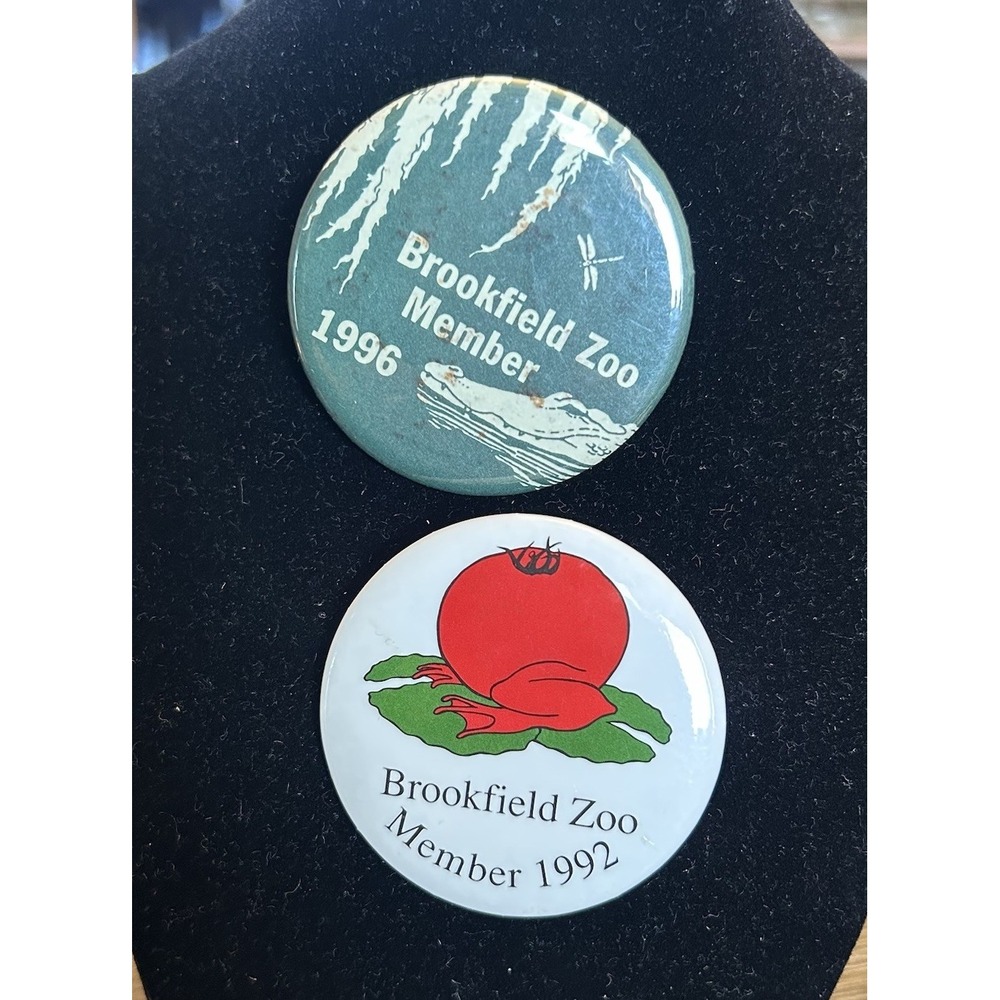 Vintage Brookfield Zoo Pin Button Pinback 2" Chicago Member 1992 1996